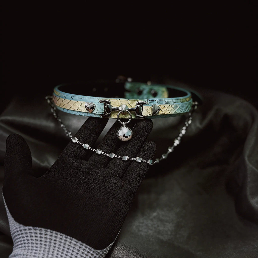 Lime Vice heart chain collar angle view with mint leather, yellow accents, and adjustable buckle